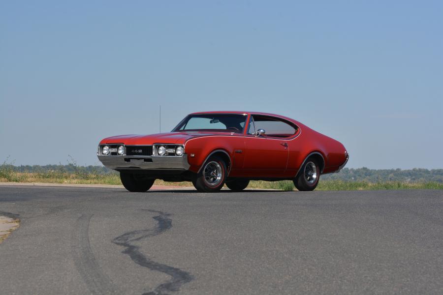  Oldsmobile 442 Holiday Coupe (4487) 1968 года  (фото 18 из 32)